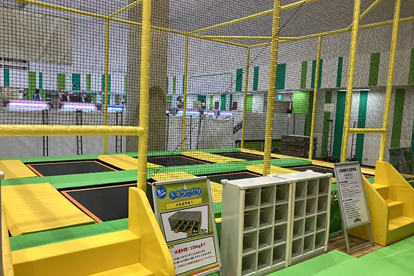 トランポリンコーナー