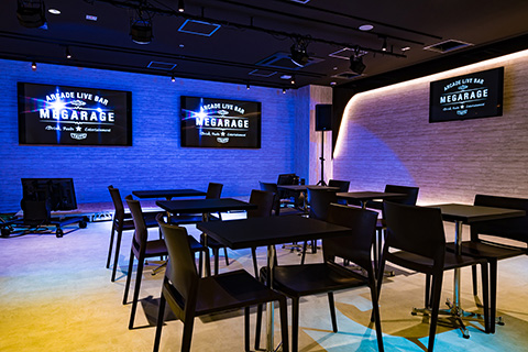 MEGARAGE ステージ