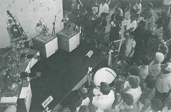 タイトーの歩み 1985年写真