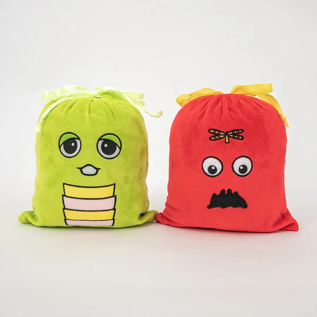 ガチャピン・ムック　「みんなともだちの日」　プラチナムザッカ巾着付ひざかけ