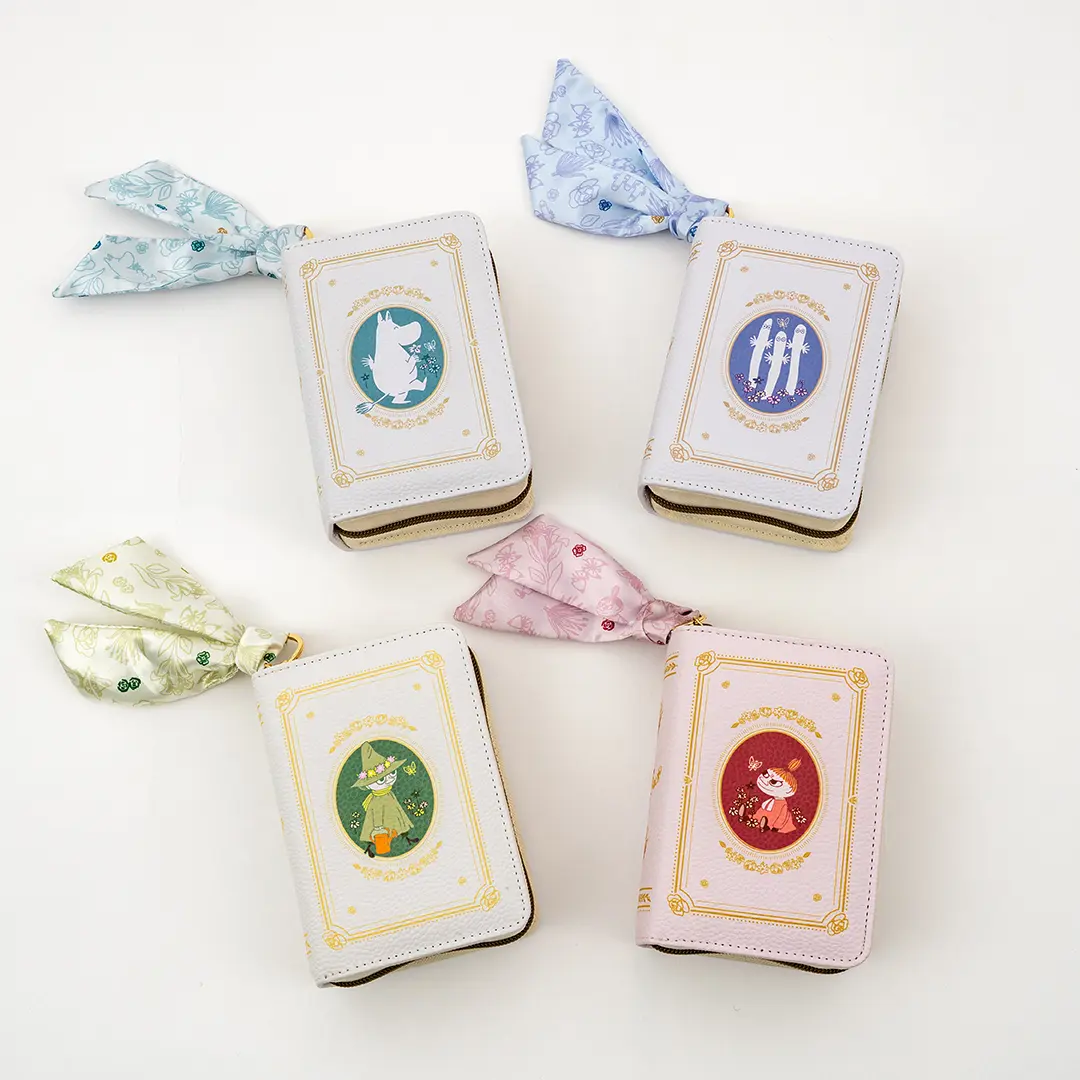 ムーミン　リボン付きブック型ポーチ