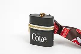 Coca-Cola　スカーフ付きチャームポーチ