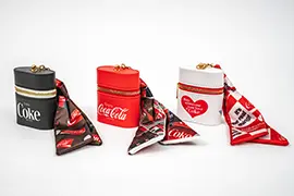 Coca-Cola　スカーフ付きチャームポーチ