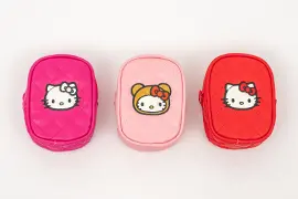 ハローキティ Myハローキティキルト刺繍ポーチ&リボン型チャーム付きリップポーチ